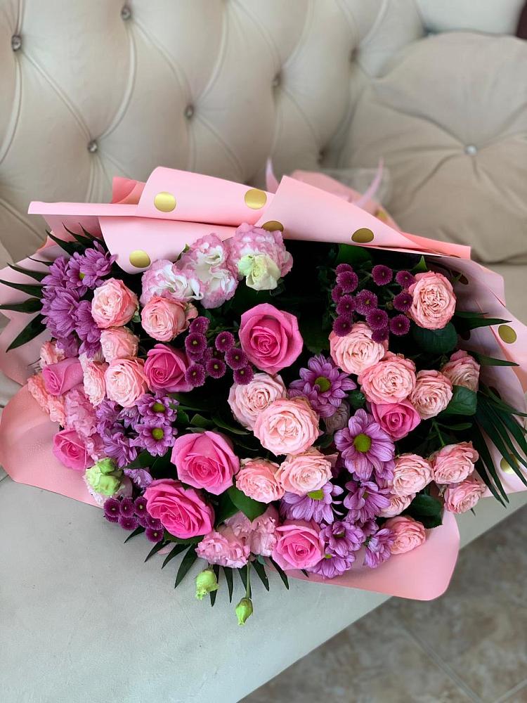 Букет цветов из: Хризантемы, Розы и Лизиантусы в Тавде