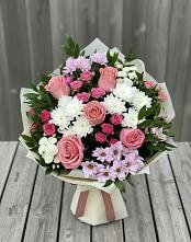 Букет цветов из:  Альстромерии, Гвоздики, Розы и Хризантемы в Тавде