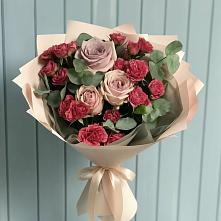 Букет цветов из:  Гвоздики и Розы #REPLACE_PRED# Тавде