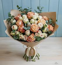 Букет цветов из:  Альстромерии и Розы в Тавде